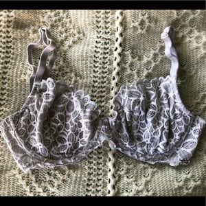 Victoria’s Secret PINK white unlined Bra 34DD